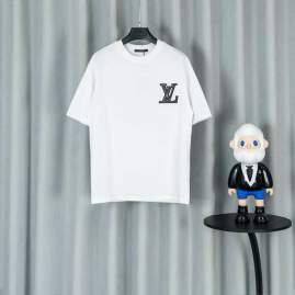 Picture of Louis Vuitton T Shirts Short _SKULVS-2XLaztx157835